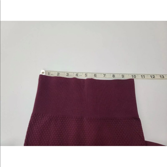 Balance Athletica Seamless Legging Amethyst Quartz Maroon Diamond Textur… - Picture 9 of 12